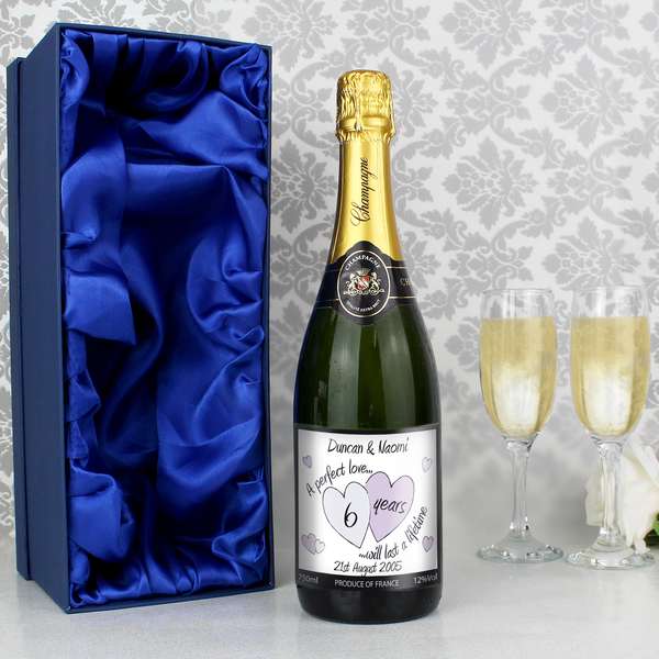 (image for) Personalised A Perfect Love Champagne with Gift Box - Click Image to Close