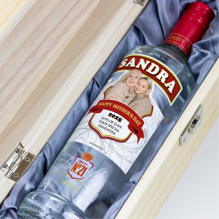 (image for) Mothers Day Smirnoff Personalised Vodka & Engraved Box - Click Image to Close