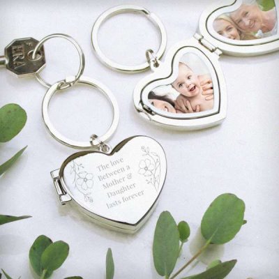(image for) Personalised Floral Heart Photo Frame Keyring