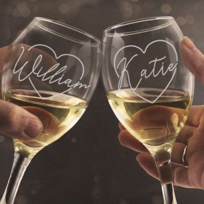 (image for) Personalised Heart Name Wine Glass Set