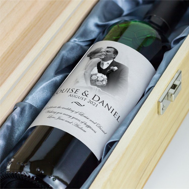 (image for) Personalised Wedding Wine & Engraved Luxury Wooden Gift - Click Image to Close