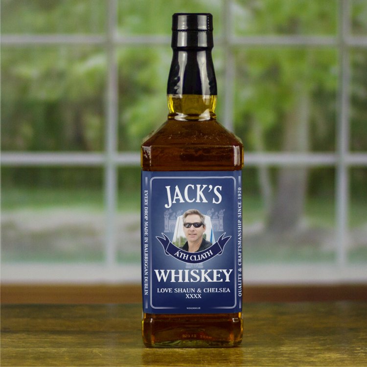 (image for) Dublin GAA Personalised American Whiskey Gift - Click Image to Close