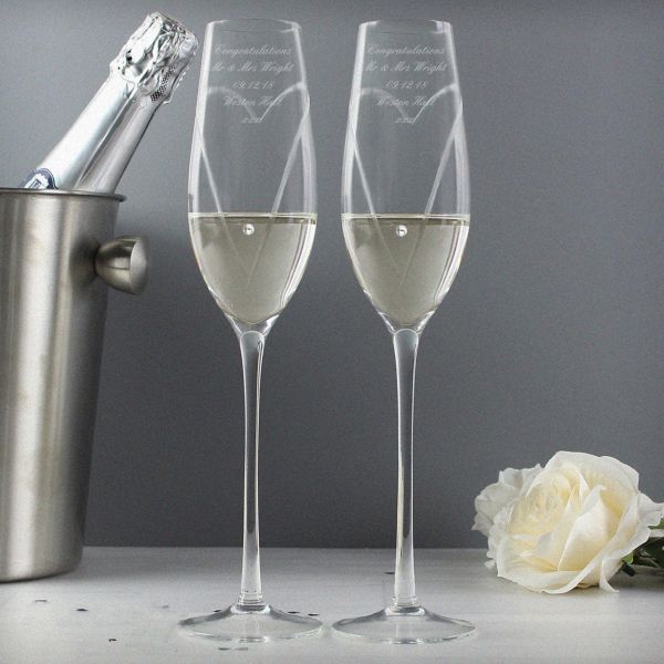 (image for) Personalised Hand Cut Heart Pair of Flutes with Gift Box - Click Image to Close
