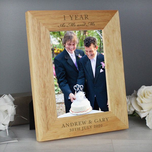 (image for) Personalised Anniversary 7x5 Wooden Photo Frame - Click Image to Close