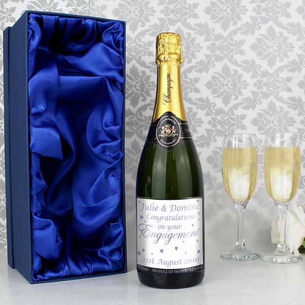 (image for) Personalised Engagement Hearts Champagne with Gift Box - Click Image to Close